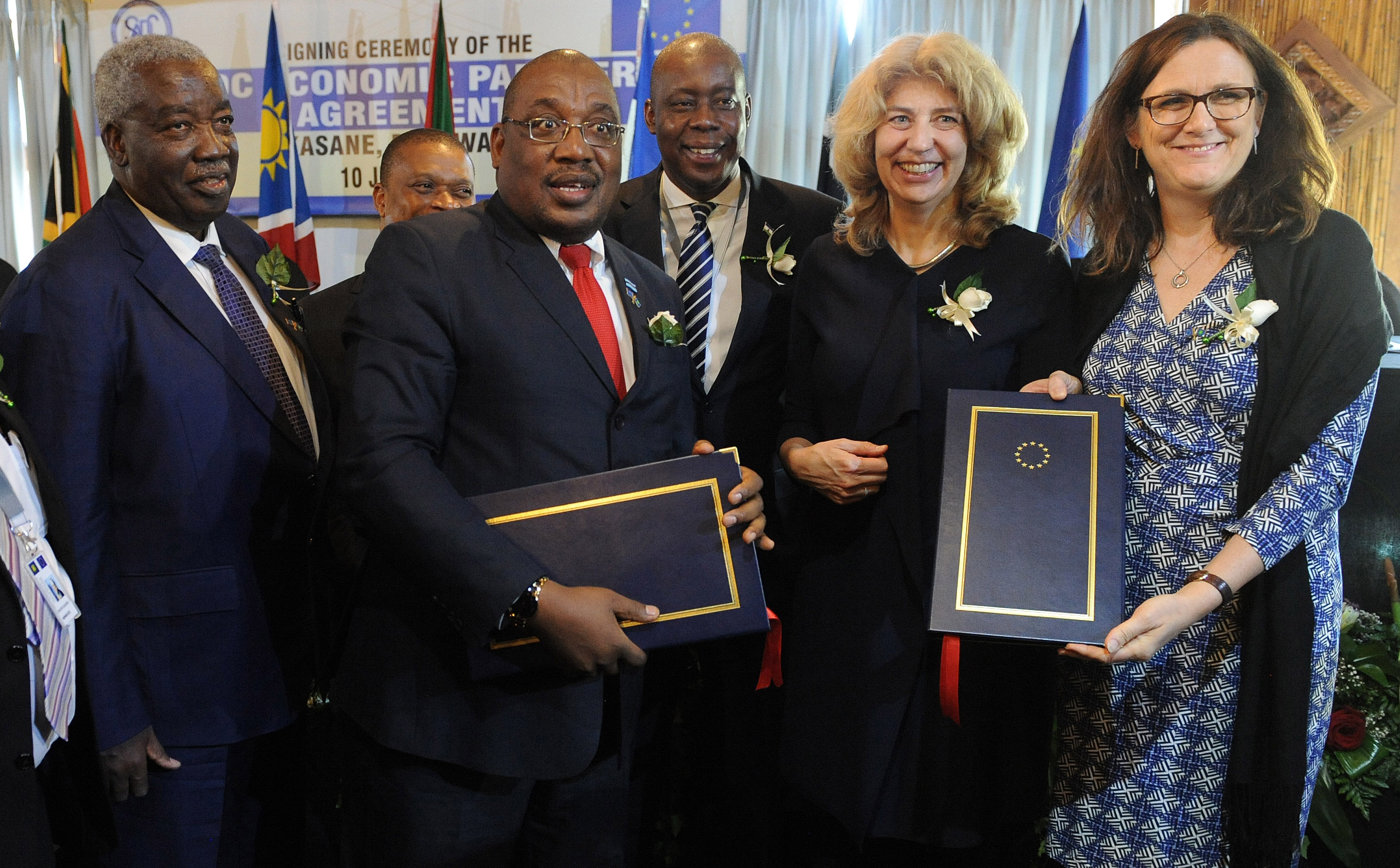 MEPs back trade deal with six African countries MEPs back trade deal with six African countries