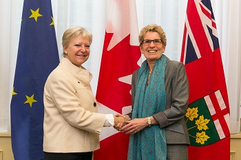 Ambassador Coninsx meets Premier Wynne
