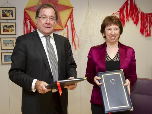 Ms Catherine Ashton, High Representative of the Union for Foreign Affairs and Security Policy and Mr Murray McCully, Minister of Foreign Affairs of New Zealand