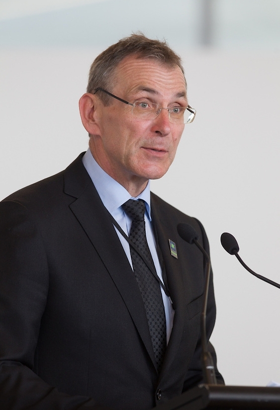 European Union Commissioner for Development Andris Piebalgs addresses the Auckland Business Community