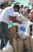 Ayuda alimentaria despu&eacute;s del terremoto en Per&uacute;. 2007 &copy; Comisi&oacute;n Europea / ECHO