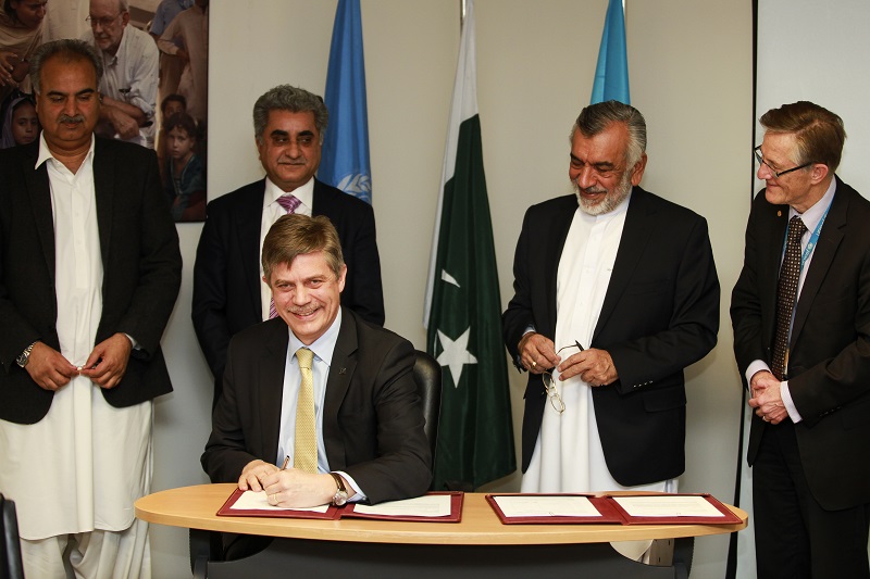 Education Sector Plans for Sindh and Baluchistan Endorsed to Seek $100 Million from Global Partners for Education Education Sector Plans for Sindh and Baluchistan Endorsed to Seek $100 Million from Global Partners for Education