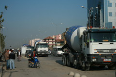 Traffic in Tirana &copy; EC