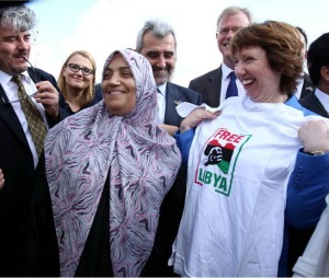 Catherine Ashton inaugure la Délégation de l'UE à Tripoli, en Libye – novembre 2011