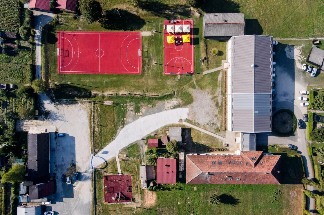 Municipality of Teslić gains two new sports fields and a children's playground thanks to the EU 