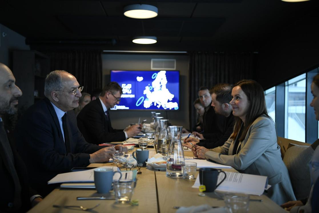 Møte mellom delegasjonene i Hammerfest