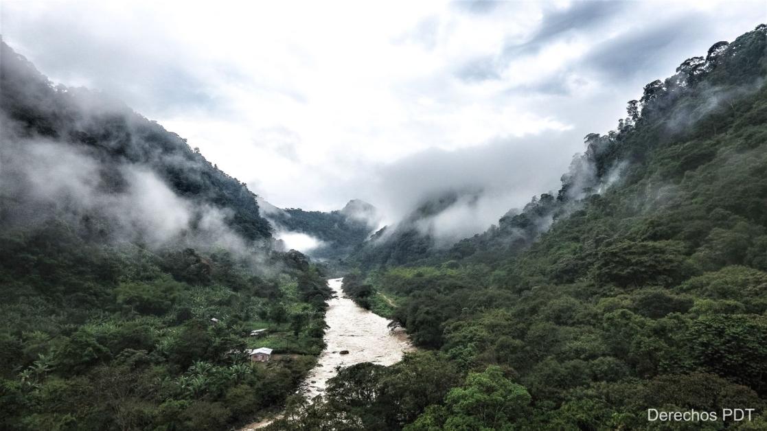 Cascada de Changüí, propuesta turística apoyada por el proyecto PDT Nariño, ejecutado por la Agencia Española de Cooperación Internacional para el Desarrollo AECID en asociación con la Gobernación de Nariño y las Alcaldías de Pasto, Tumaco e Ipiales.
