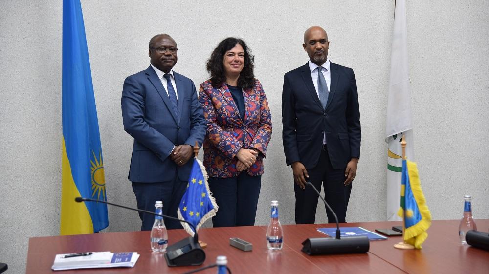 Three VIPs at press announcement of EU support to Rwanda