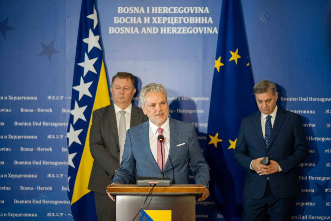 The role of parliaments in the negotiation process for membership of Bosnia and Herzegovina in the E