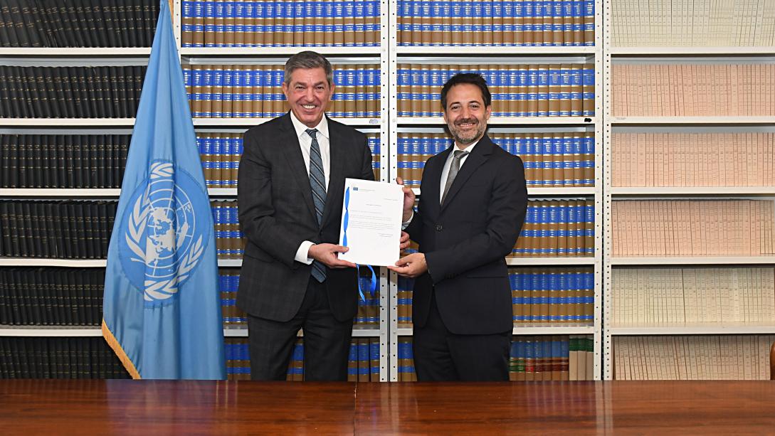 28 May 2025 - Ambassador Lambrinidis at the UN Treaty office for the BBNJ ceremony