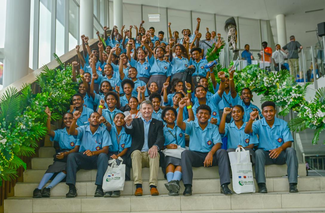 global gateway fair in png