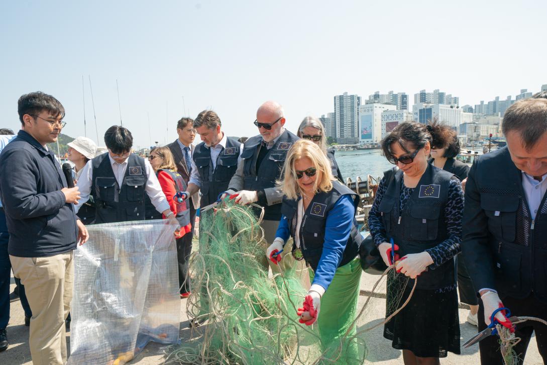 EU Port Clean Up in Busan