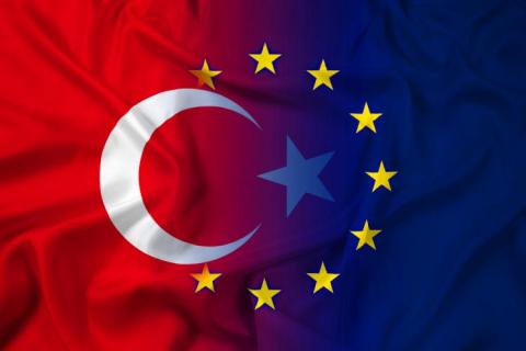 Turkey and EU flags