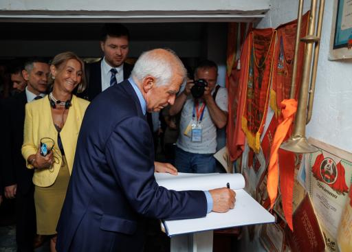 High Representative/Vice-President Josep Borrell at the Museum of National Army of Moldova