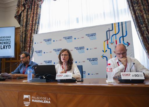 Roundtable: Hans Kribbe (Political Consultant, Author of “The Strong Men”) and Jaume Duch (Director General for Communication, European Parliament). Moderator: Catalina Guerrero (Head of EFE Press Bureau, Brussels)