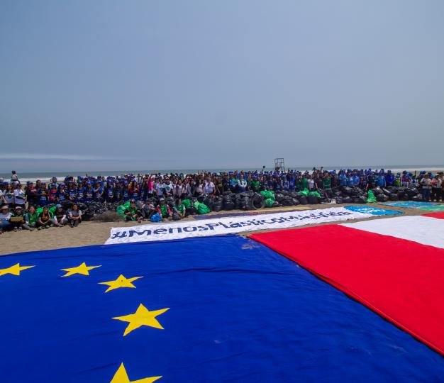 EU Beach Clean UP in Peru 
