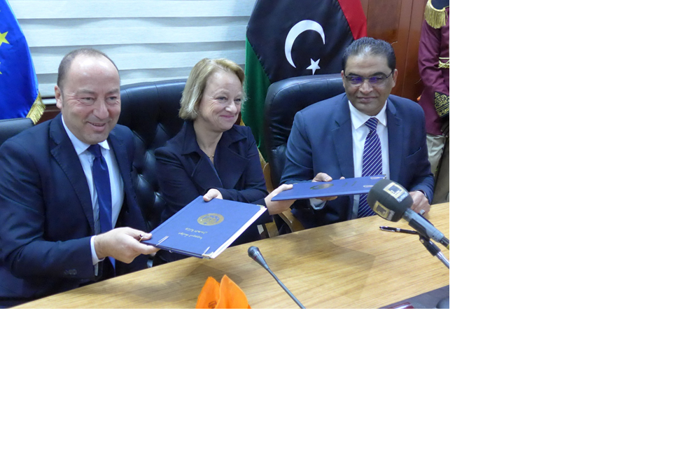 ... the of Understanding with Memorandum EUBAM signs a Libyan